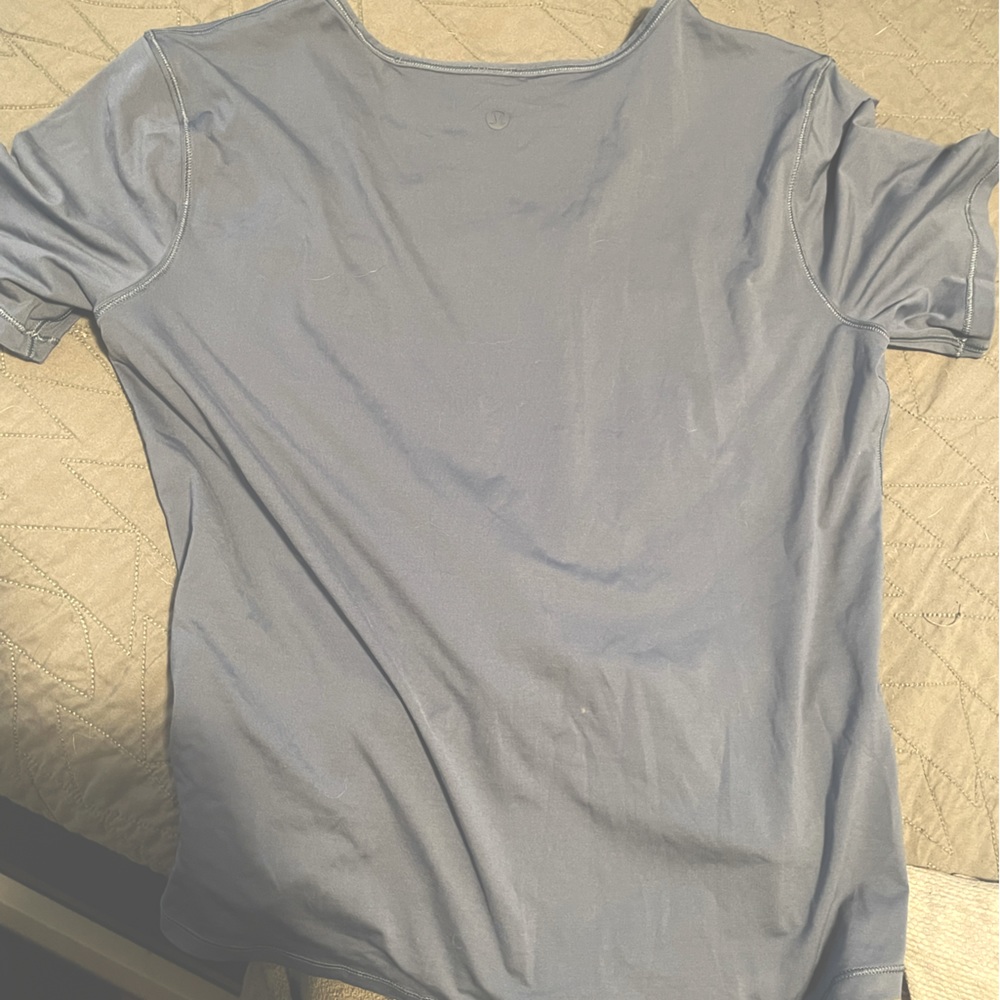 Lululemon Crop Shirt with Twist Detail